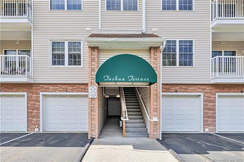 1218 Arganese Pl #1218, Trumbull, CT 06611