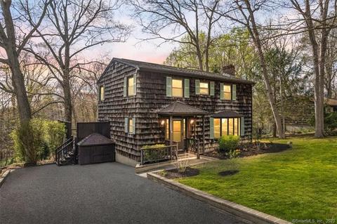 51 Terry Rd, Ledyard, CT 06335