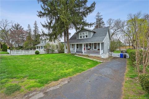 8 Walter Ave, Norwalk, CT 06851