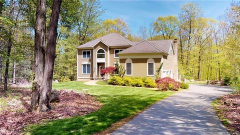 8 Ridgewood Rd, Burlington, CT 06013