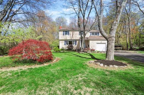 130 Far Horizon Dr, Monroe, CT 06468