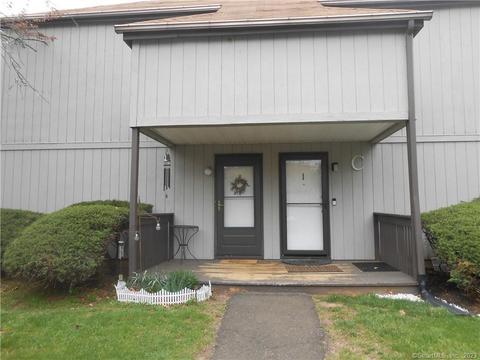 1 Pineview Dr #C, Branford, CT 06405