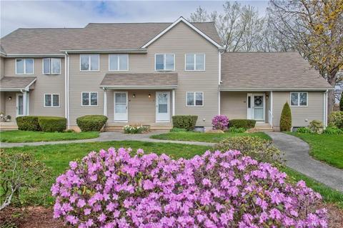 8 Sunrise Cir #8, Newington, CT 06111