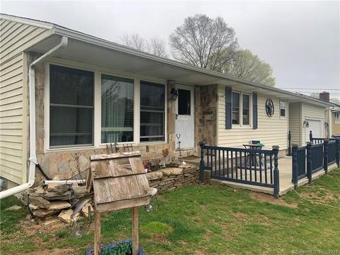 82 Katherine Ave, Killingly, CT 06239 photo 1