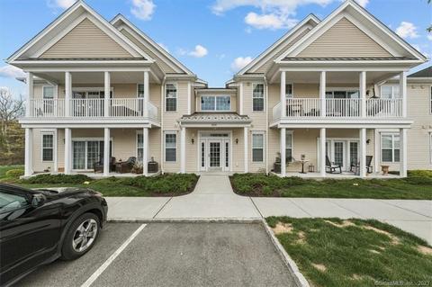 1028 Country View Rd #1028, Danbury, CT 06810