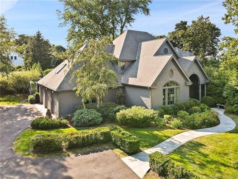 28 Flower Farm Cir, Westport, CT 06880