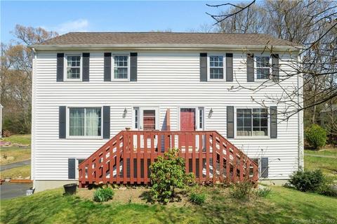 5 Oak Hill Dr #B, Clinton, CT 06413