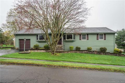 16 Eastwood Dr, Plainville, CT 06062