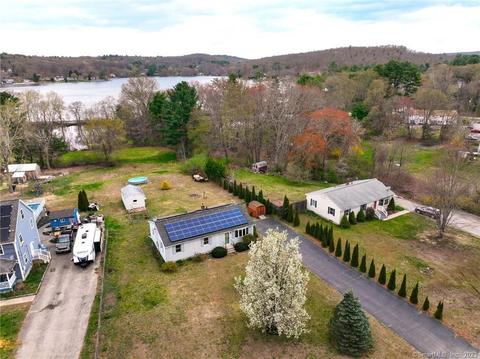 245 Lake St, Plainfield, CT 06354