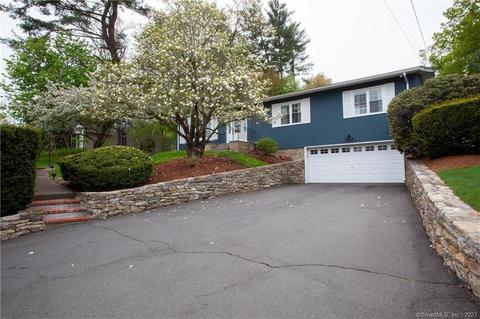 575 Mountain Rd, West Hartford, CT 06117