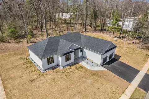 210 Silo Rd, Bristol, CT 06010