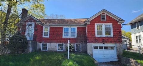 36 Briggs St, New London, CT 06320