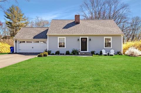 58 Soundview Rd, Ridgefield, CT 06877