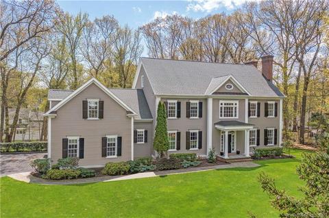 16 Silver Lakes Dr, Darien, CT 06820