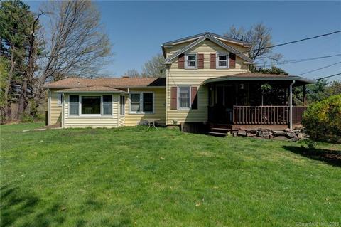 260 Prospect St, Suffield, CT 06078