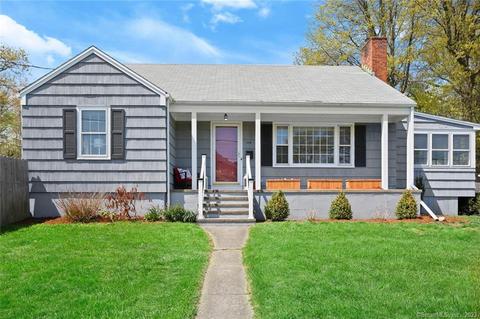 114 Rosedale St, Fairfield, CT 06824