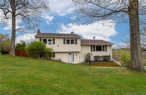 22 Hollandale Rd, Danbury, CT 06811