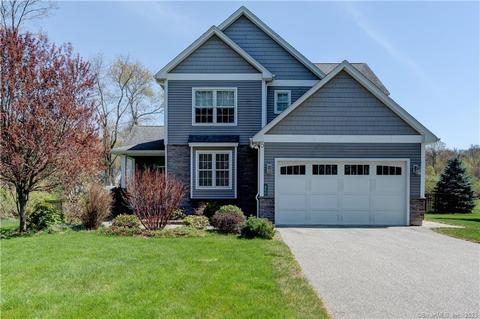 45 Lake Rd # a, Columbia, CT 06237