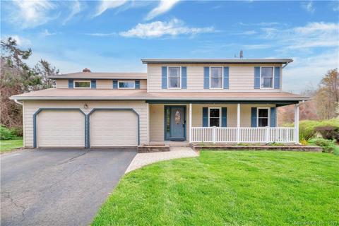 43 Lancaster Dr, Windsor, CT 06095