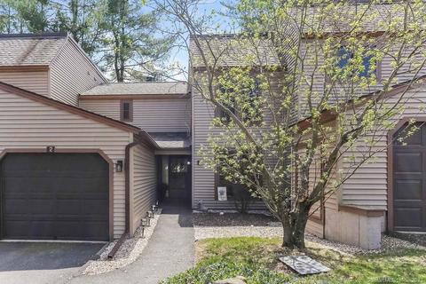 2 Maple Ln #2, Avon, CT 06001