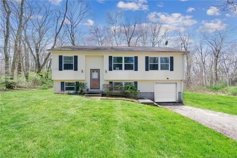 131 Drain St, Hampton, CT 06247