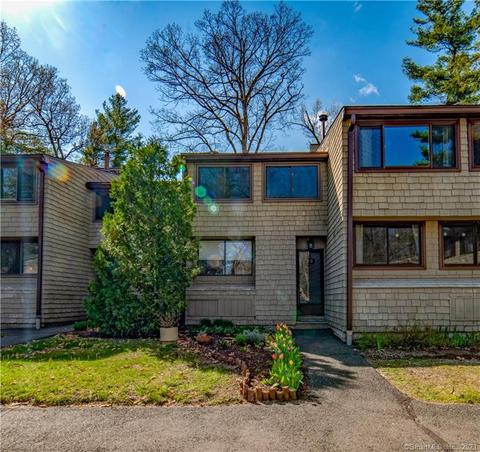 1 Gillette Ct #C, Simsbury, CT 06070