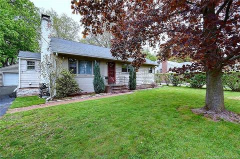86 E Robbins Ave, Newington, CT 06111