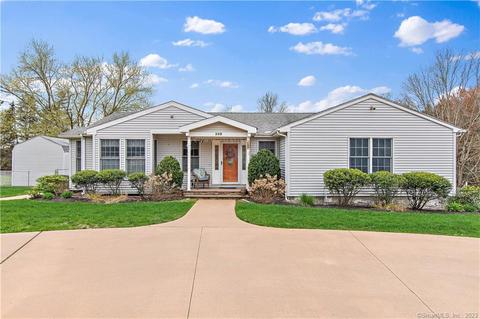 358 Roode Rd, Griswold, CT 06351