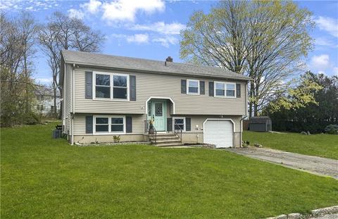 166 Bluebird Dr, Naugatuck, CT 06770