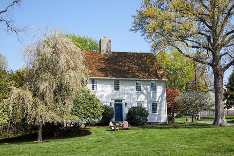 18 W Parish Rd, Westport, CT 06880