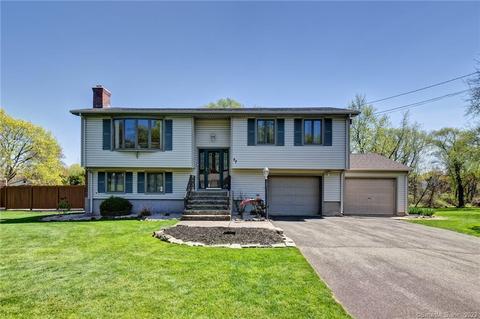 77 Carriage Dr, Berlin, CT 06037
