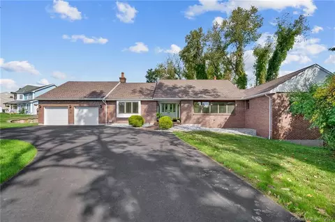 32 Mcnulty Dr, East Hartford, CT 06118