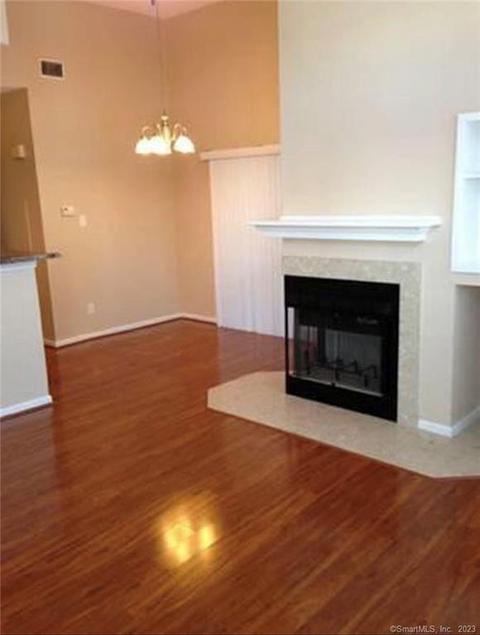 46 Carriage Crossing Ln #46, Middletown, CT 06457
