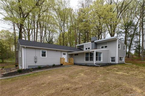 864 Mountain Rd, Cheshire, CT 06410