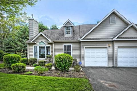 25 Hamden Hills Dr #45, Hamden, CT 06518