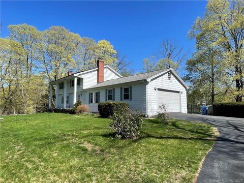 7 County Home Rd, Thompson, CT 06277