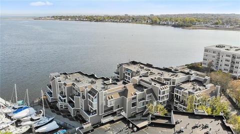 60 Harbour Close #60, New Haven, CT 06519