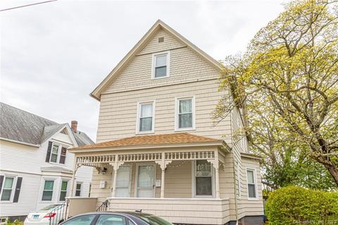 6 Robbins Ct, Norwich, CT 06360