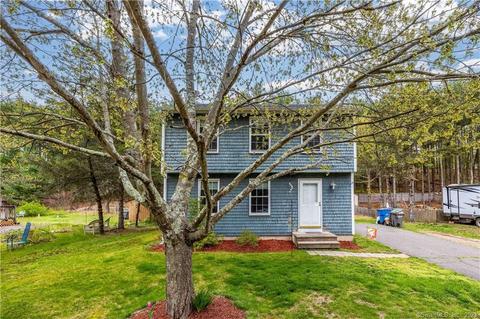 67 Love Ln, Manchester, CT 06040