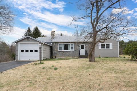 415 Harland Rd, Norwich, CT 06360