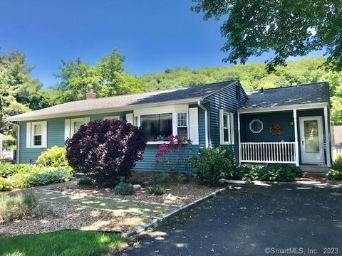 11 Cawley Ave, Bethel, CT 06801