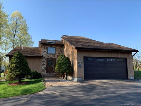 93 Sun Meadow Dr, Berlin, CT 06037