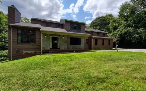 55 Lynnrich West Dr, Thomaston, CT 06787
