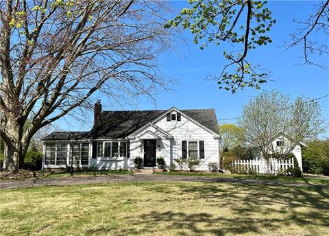 85 Windmill Hill Rd, Branford, CT 06405