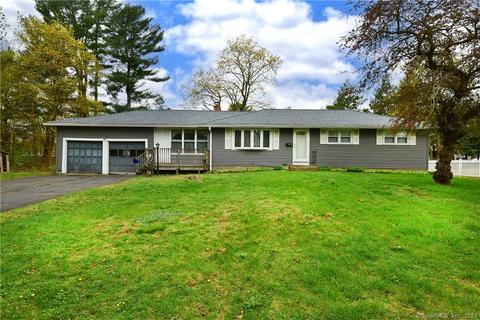 2 Keen Ct, Enfield, CT 06082
