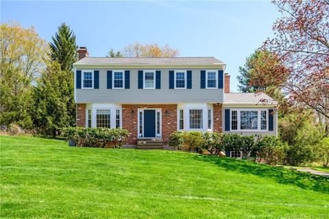 19 Ridge Rd, Newtown, CT 06470
