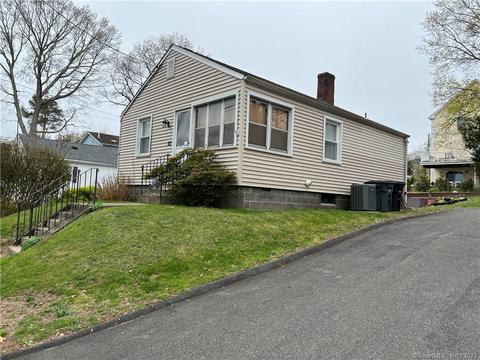 52 East Ave, Milford, CT 06460