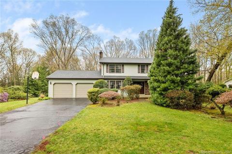 82 Lighthouse Hill Rd, Windsor, CT 06095