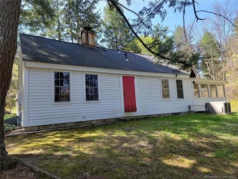 248 Mashamoquet Rd, Pomfret, CT 06259