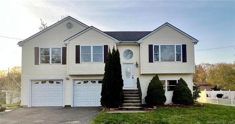 43 Kilborn St, West Haven, CT 06516